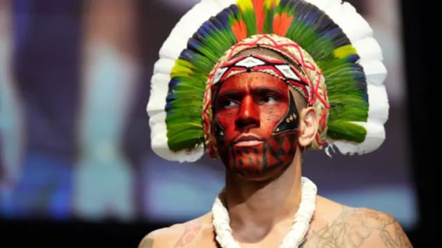 Ex-UFC Champ Alex Pereira Sends Blunt Message to Anthony Smith